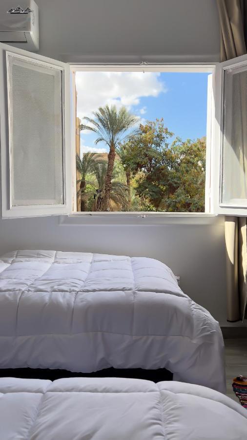 Sesa Pyramids View Apartment